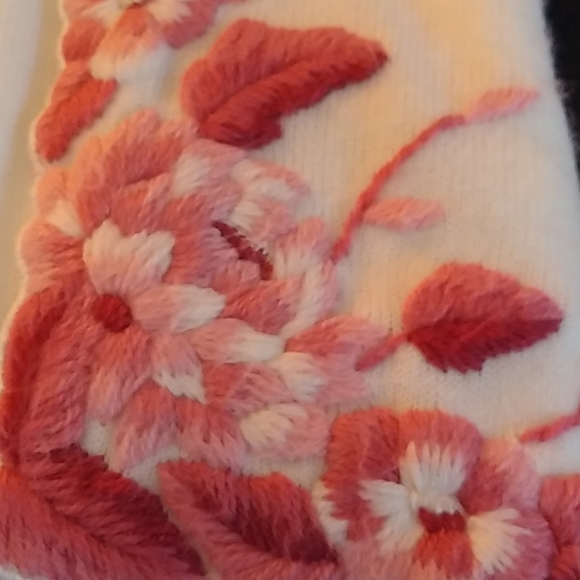 VINTAGE NAPA STUDIO Women's Sweater - Picture 10 of 10